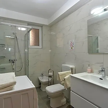 Hotel 405 Ližnjan