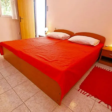 405 Ližnjan
